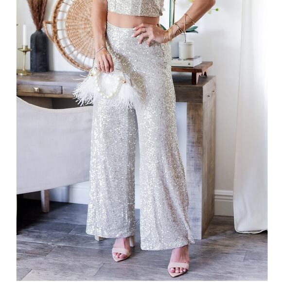 The CeCe Silver Sequin Pants Straight Leg Elastic Waist Band Stretchy Medium - Picture 1 of 15